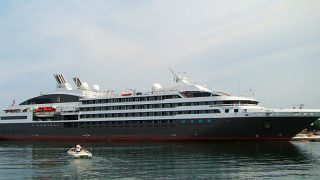 ロストラル（l’Austral）